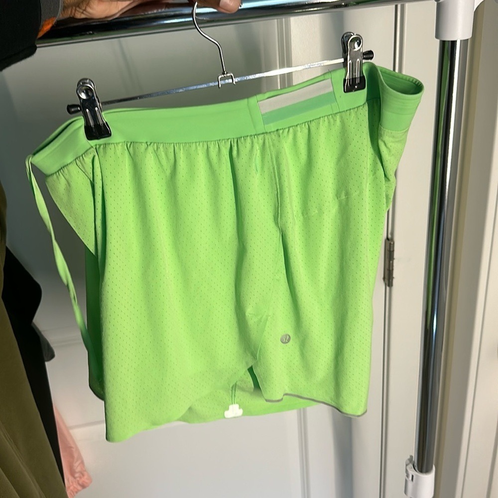 LULULEMON  shorts size XL USED GOOD CONDITION men's